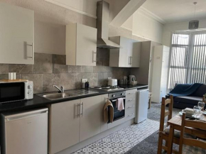 Apartment 1, Wilmur Court